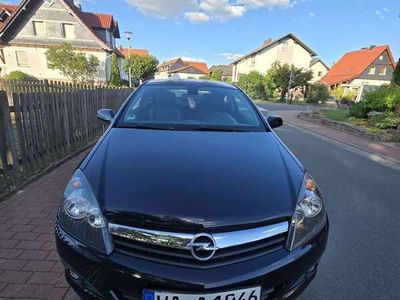 Opel Astra GTC