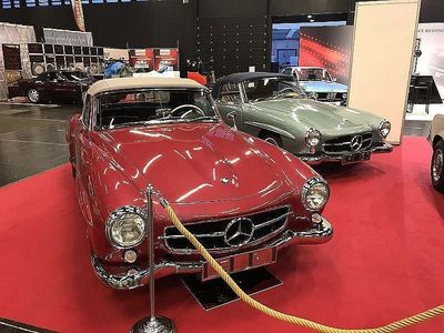 Gebraucht Mercedes 190 105 PS (77 kW) 1957 Rot Limousine