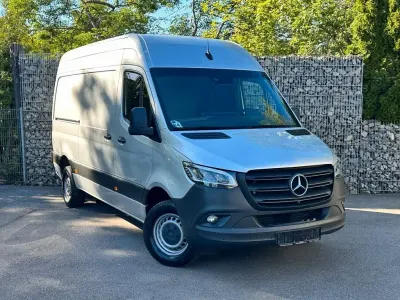 Gebraucht Mercedes Sprinter 190 PS (139 kW) 2020 Silber Van