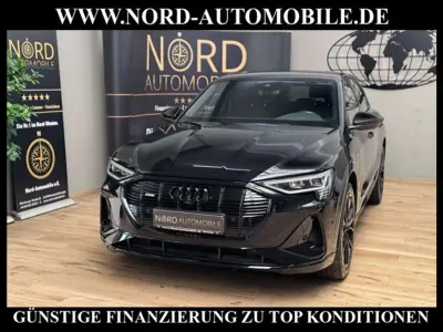 Gebraucht Audi e-tron Black Edition 300 kW (408 PS) 2022 Mythosschwarz metall (metallic) SUV