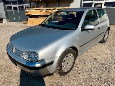 Gebraucht VW Golf 75 PS (55 kW) 2002 Silber Coupé