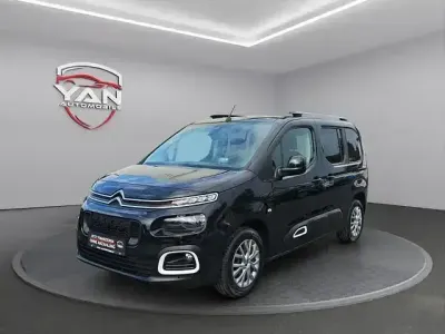 Gebraucht Citroën Berlingo Shine 131 PS (96 kW) 2019 Schwarz Van / Kleinbus