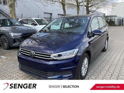 Second-hand VW Touran Comfortline 150 CP (110 kW) 2024 Albastru Monovolum