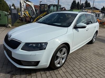 Gebraucht Skoda Octavia Style 150 PS (110 kW) 2015 Weiß Kleinwagen