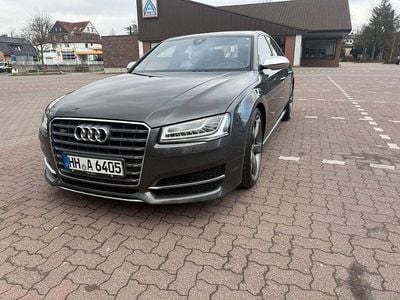 Second-hand Audi S8 Ambiente 605 CP (444 kW) 2015 Gri Berlinǎ