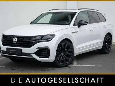 Używany VW Touareg R-line 340 KM (250 kW) 2020 Biały SUV