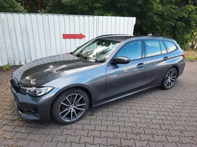 Gebraucht BMW 320 Sport Line 190 PS (139 kW) 2020 Grau Kombi