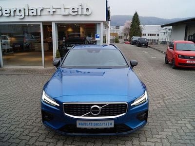 Gebraucht Volvo V60 R-Design 190 PS (139 kW) 2020 Blau Kombi