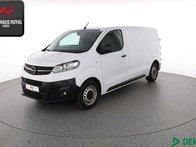 Weiß Gebraucht 2023 Opel Vivaro Van / Kleinbus | 19.880 € (Superpreis)