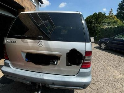 Mercedes ML320