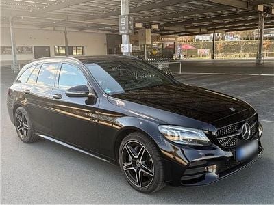 Gebraucht Mercedes C220 AMG 194 PS (142 kW) 2019 Schwarz Kombi