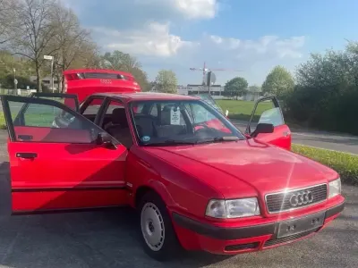 Używany Audi 80 Design 90 KM (66 kW) 1993 Czerwony Sedan/Limuzyna
