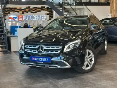 Gebraucht Mercedes GLA220 177 PS (130 kW) 2018 Schwarz SUV