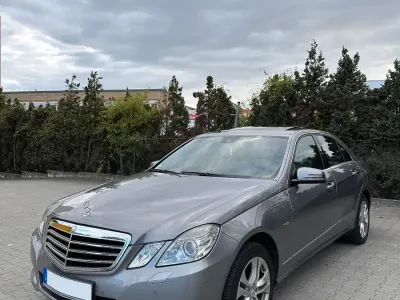 Gebraucht Mercedes E350 Avantgarde 231 PS (169 kW) 2009 Silber Limousine