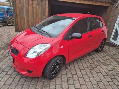 Gebraucht Toyota Yaris Sol 87 PS (63 kW) 2006 Rot Limousine