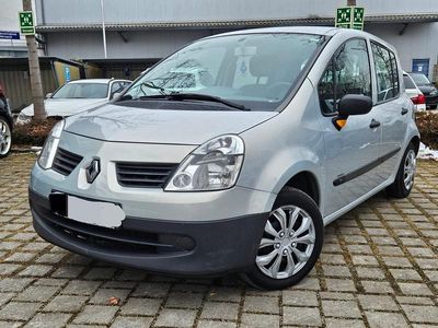 Grau Gebraucht 2005 Renault Modus Van / Kleinbus | 1.350 € (Fairer Preis)