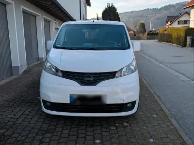 Gebraucht Nissan Evalia 110 PS (80 kW) 2013 Weiß Van / Kleinbus