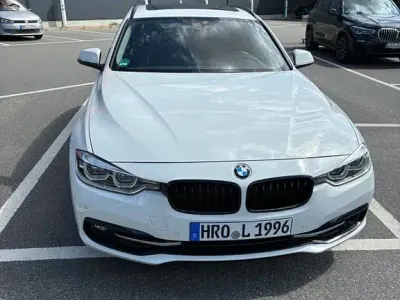 Gebraucht BMW 320 Sport Line 190 PS (139 kW) 2017 Weiß Kombi