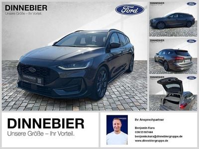 Grau (metallic) Gebraucht 2024 Ford Focus ST-Line X Kombi | 23.245 € (Guter Preis)