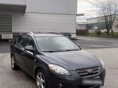 Gebraucht Kia Ceed 109 PS (80 kW) 2009 Grau Kleinwagen