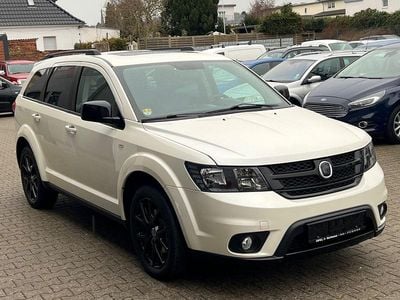 Weiß Gebraucht 2015 Fiat Freemont Black Code SUV | 9.950 € (Fairer Preis)