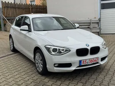 Gebraucht BMW 114 102 PS (75 kW) 2014 Weiß Kleinwagen