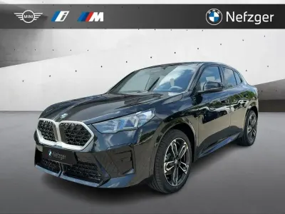 Neu BMW X2 M Sport 163 PS (119 kW) 2026 Schwarz SUV