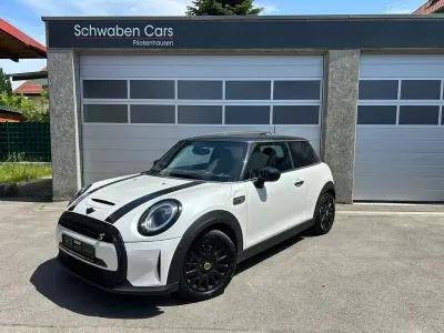 Gebraucht Mini Cooper SE 135 kW (184 PS) 2023 Weiß Kleinwagen