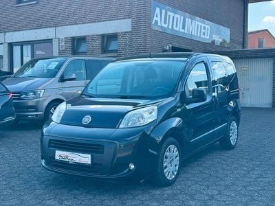 Begagnad Fiat Qubo Dynamic 75 HK (55 kW) 2012 Svart Minibuss