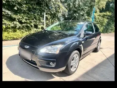 Gebraucht Ford Focus Style 145 PS (106 kW) 2007 Schwarz Kleinwagen