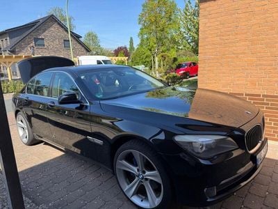 BMW 730