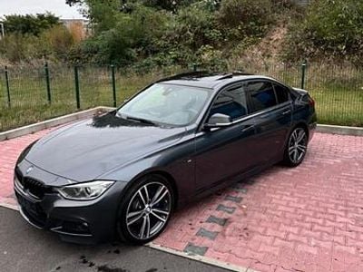 Gebraucht BMW 325 M Sport 218 PS (160 kW) 2014 Grau Limousine