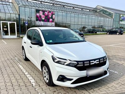 Second-hand Dacia Sandero 67 CP (49 kW) 2024 Hatchback