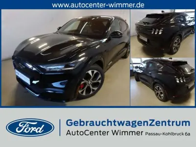 Gebraucht Ford Mustang Mach-E Premium 197 kW (269 PS) 2022 Schwarz SUV