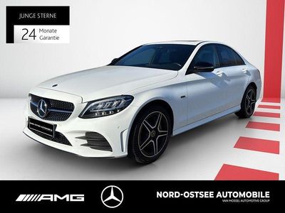 Gebraucht Mercedes C300e AMG 211 PS (155 kW) 2020 Unilack polarweiß Limousine