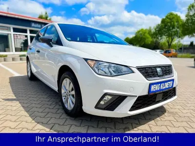 Używany Seat Ibiza Reference 80 KM (58 kW) 2021 Biały Hatchback