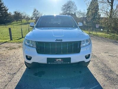 Gebraucht Jeep Grand Cherokee Laredo 190 PS (139 kW) 2013 Weiß SUV