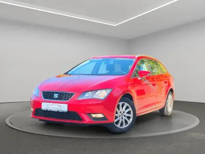 Używany Seat Leon ST Style 110 KM (80 kW) 2015 Czerwony Kombi