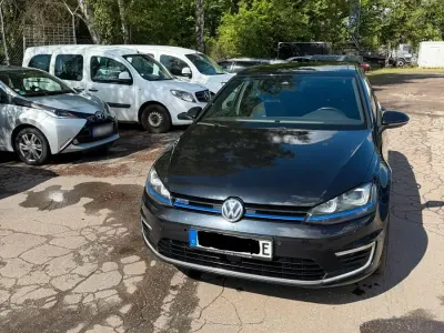 Gebraucht VW Golf VII GTE 200 PS (147 kW) 2016 Blau Limousine