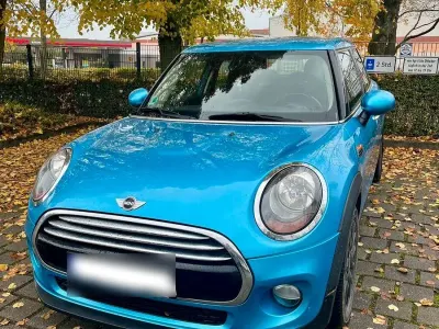 Gebraucht Mini Cooper D 116 PS (85 kW) 2016 Blau Kleinwagen