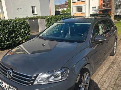 Usata VW Passat Comfortline 140 CV (102 kW) 2012 Grigio Station wagon