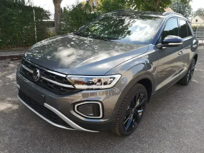Neu VW T-Roc Style 150 PS (110 kW) 2026 Indumgrau metallic SUV
