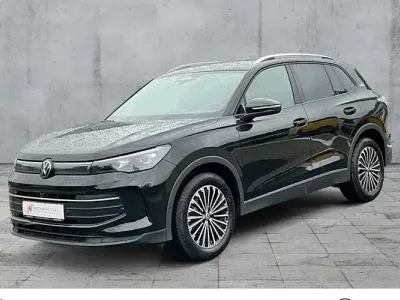 Gebraucht VW Tiguan Goal 150 PS (110 kW) 2025 Grenadillschwarz metallic SUV