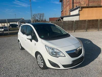 Gebraucht Opel Meriva 110 PS (80 kW) 2012 Weiß Van / Kleinbus