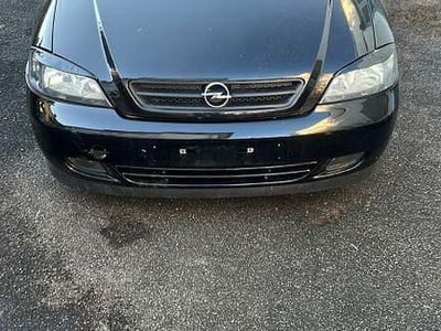Usata Opel Astra Cabriolet Edition 125 CV (91 kW) 2003 Nero Cabrio