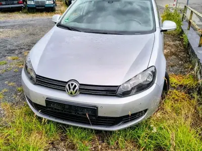 Gebraucht VW Golf VI 122 PS (89 kW) 2011 Silber Kleinwagen