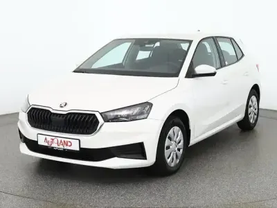 Gebraucht Skoda Fabia Active 65 PS (47 kW) 2023 Candy weiss Kleinwagen