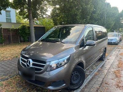 Mercedes V250
