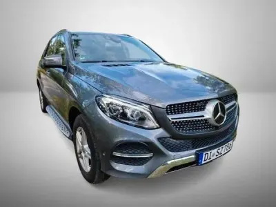 Gebraucht Mercedes GLE250 204 PS (150 kW) 2016 Grau SUV