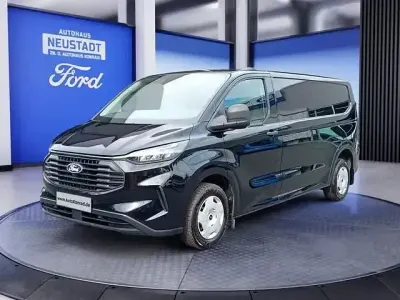 Używany Ford Transit Custom Trend 136 KM (100 kW) 2024 Czarny Minivan